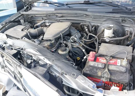 2015 Toyota Tacoma из США, поврежденный, VIN 5TFUX4EN5FX039630